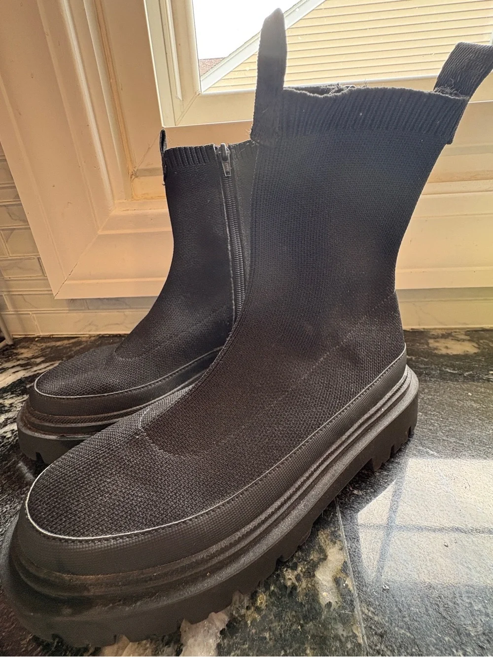 Zara boots. Side zip. Neoprene stretch upper. Size 34